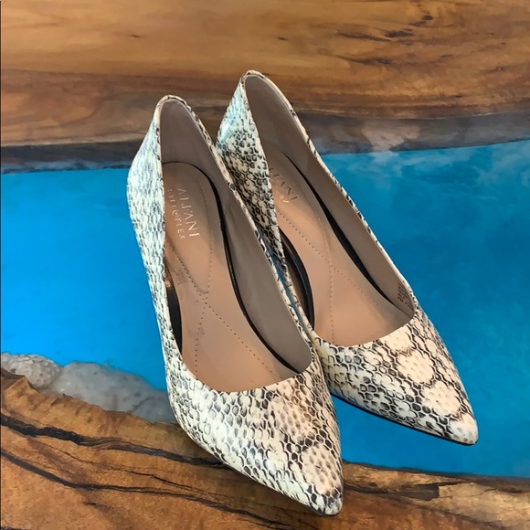 Alfani Shoes - EUC Alfani Stepflex Womens Heels 👠🔥